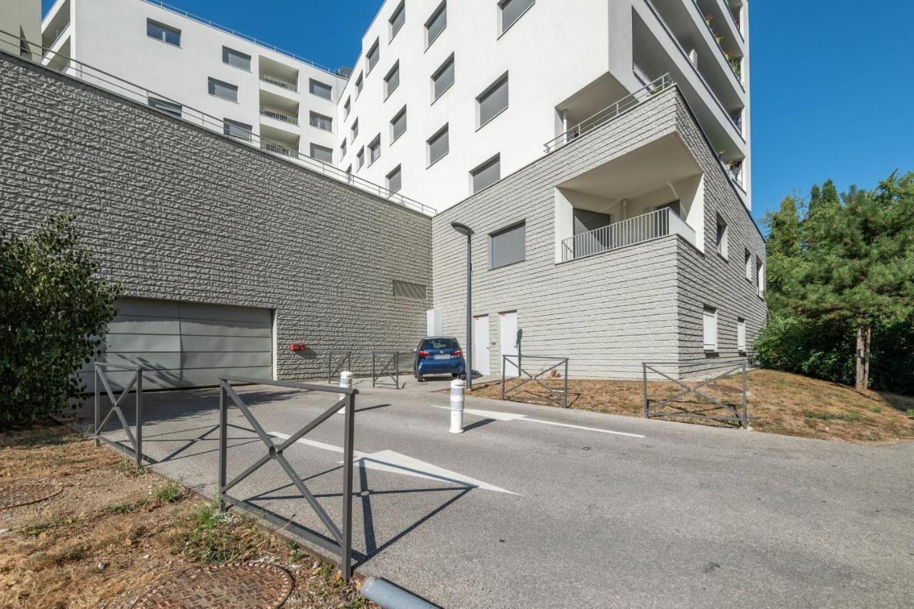Charming Apartment With Balcony And Parking Near The Center Of Annecy Exterior photo